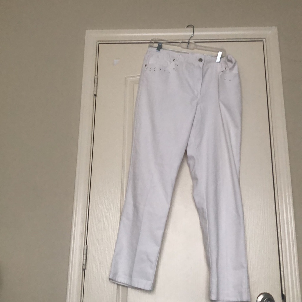 Never Worn Ruby Red White Pants